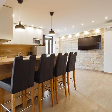 Apartments Marinici Rijeka - With Private Parking Экстерьер фото
